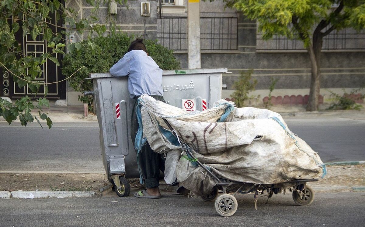 استخدام زباله گردها با حقوق ۱۵ میلیونی